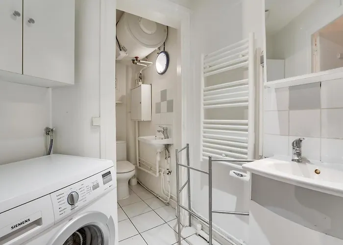 Apartment Comfortable Flat In The Middle Of *